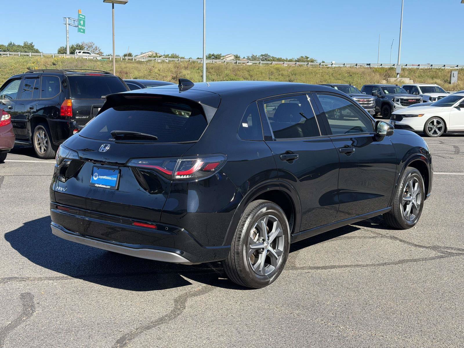 Certified 2024 Honda HR-V EX-L image 2