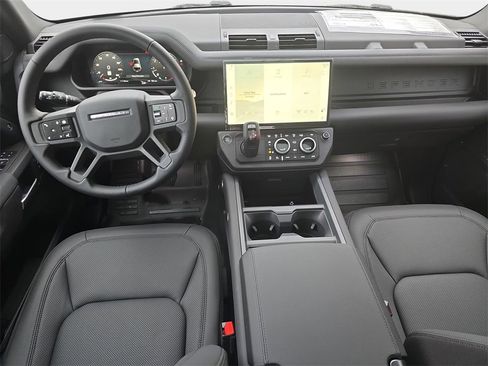 New 2026 Land Rover Defender 110 S image 9