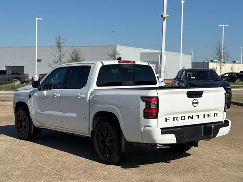 New 2026 Nissan Frontier SV w/ Tow Package image 6
