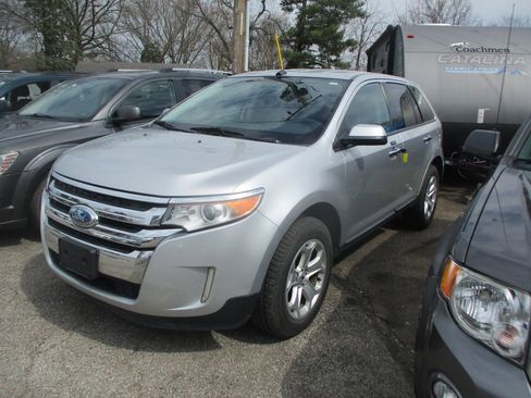Used 2011 Ford Edge SEL image 3