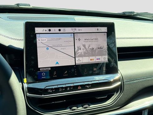 New 2026 Jeep Compass Limited w/ Sun, Sound & Navigation Group AWD/4WD image 16