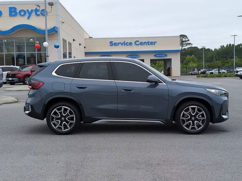Used 2026 BMW X1 xDrive28i AWD/4WD image 2
