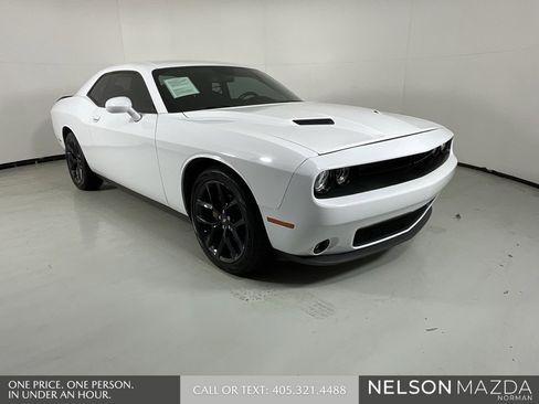 Used 2021 Dodge Challenger SXT w/ Blacktop Package image 1