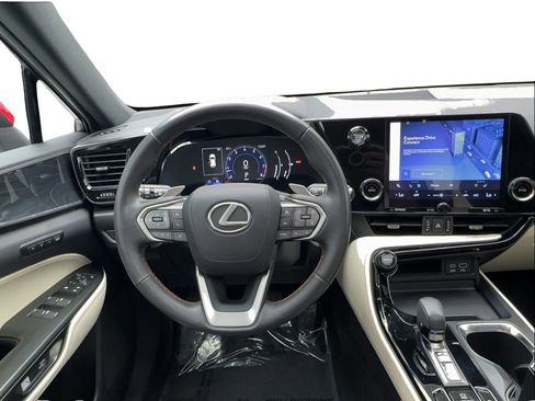 Used 2024 Lexus NX 250 FWD w/ Towing Package (2000 Lbs) image 37