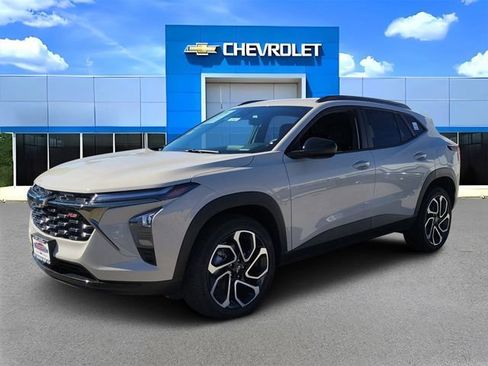 New 2026 Chevrolet Trax RS w/ Driver Confidence Package image 7