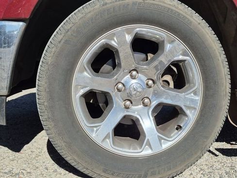 Used 2015 RAM 1500 Laramie w/ Convenience Group image 5