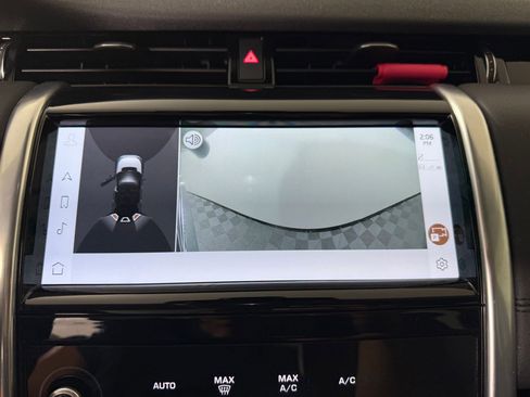 Used 2022 Land Rover Discovery Sport S image 24