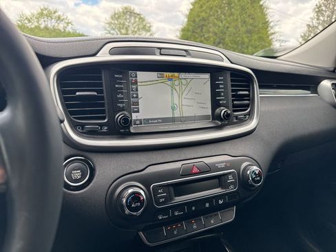 Used 2019 Kia Sorento EX w/ EX Touring Package image 11