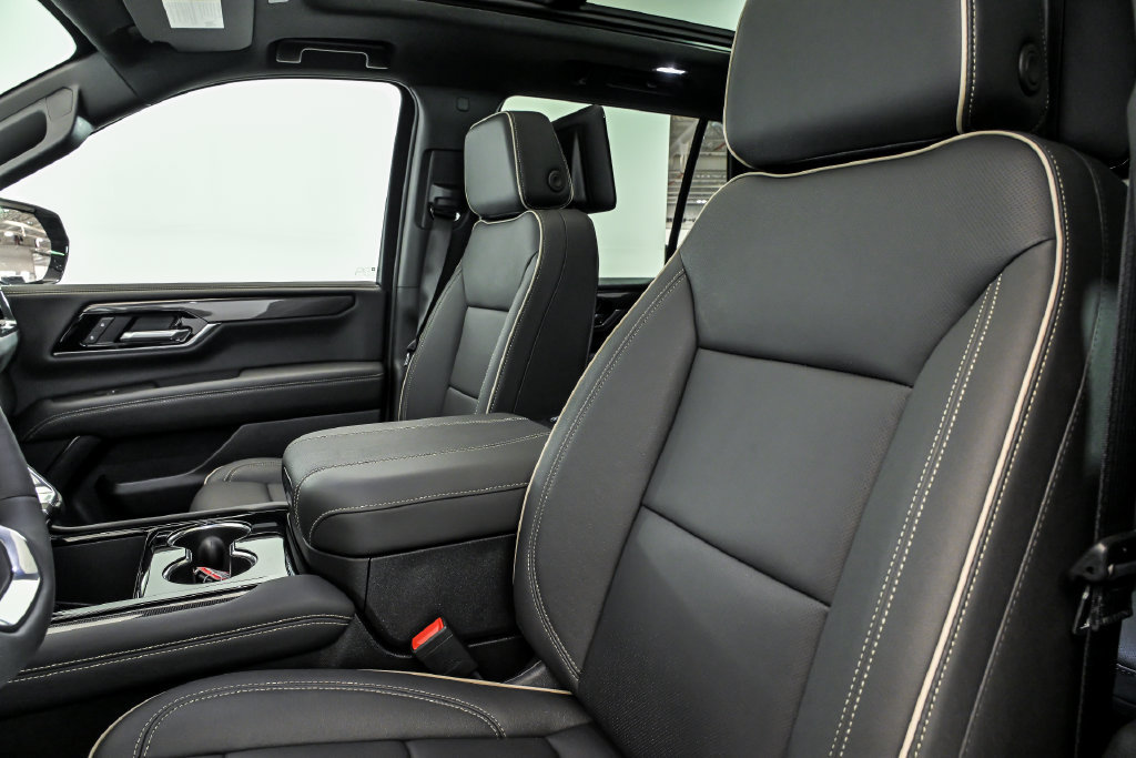 New 2026 GMC Yukon Elevation w/ Elevation Premium Package AWD/4WD image 9