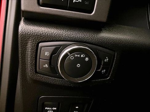 Used 2020 Ford F150 XLT w/ Equipment Group 302A Luxury AWD/4WD image 30
