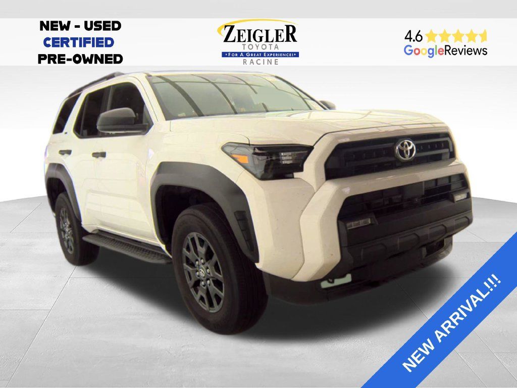 Used 2025 Toyota 4Runner SR5 AWD/4WD image 5