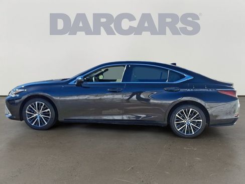 Used 2022 Lexus ES 350 w/ Premium Package image 4