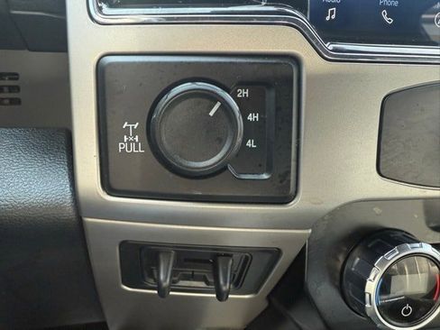 Used 2022 Ford F250 Lariat w/ Chrome Package image 18