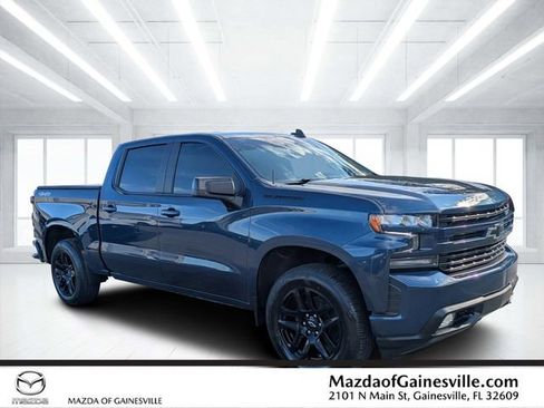 Used 2022 Chevrolet Silverado 1500 RST w/ LPO, Blackout Package image 1