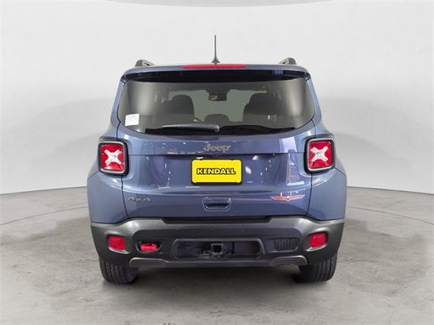 Used 2022 Jeep Renegade Trailhawk w/ Trailer Tow Group image 4