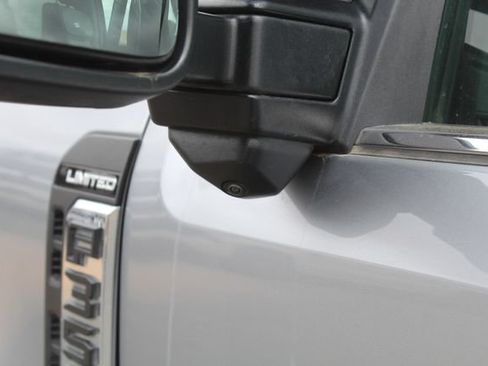 Used 2024 Ford F350 Limited w/ FX4 Off-Road Package AWD/4WD image 16