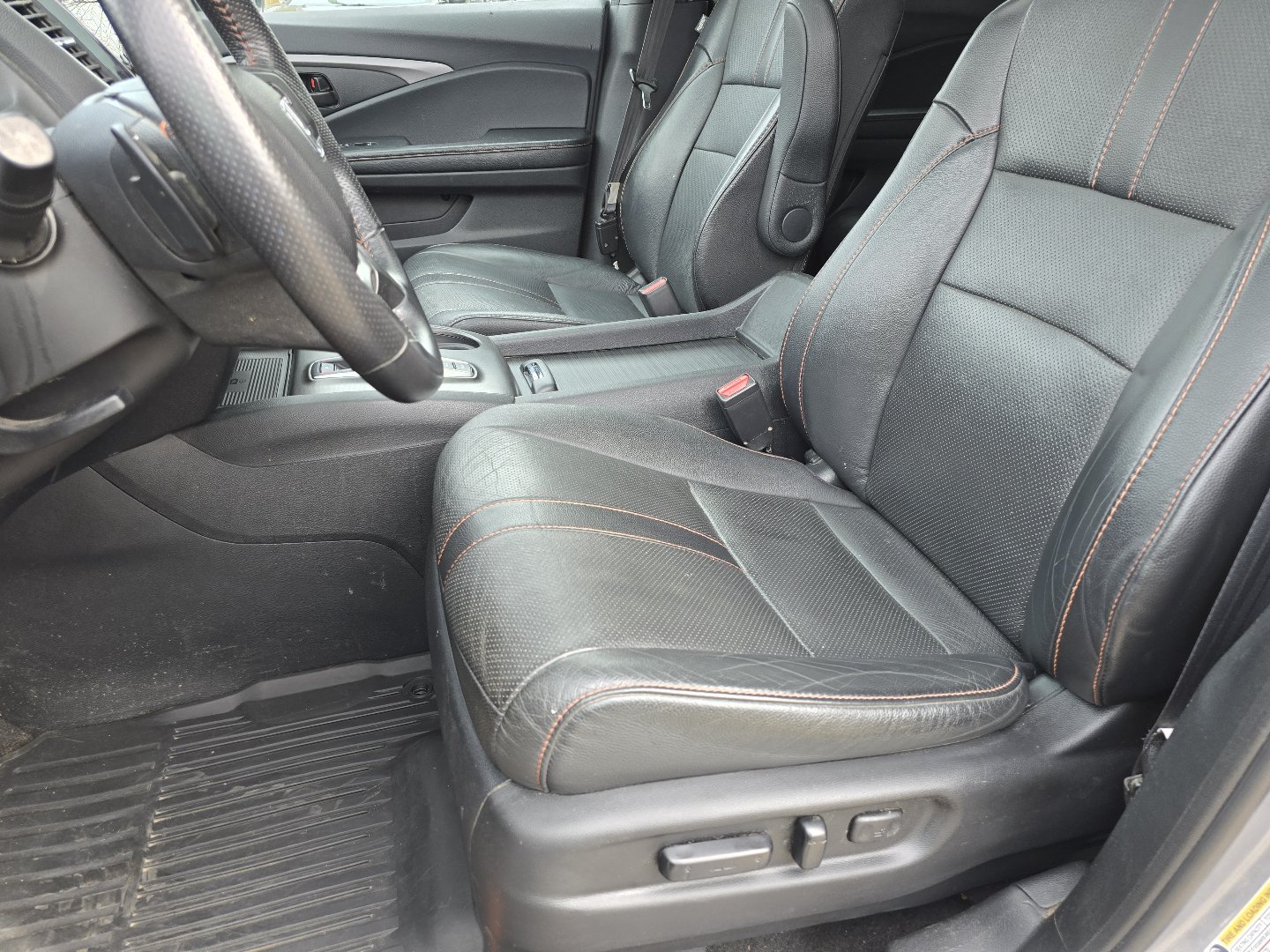 Used 2022 Honda Pilot TrailSport image 22