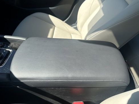 Used 2023 MAZDA MAZDA3 s image 20