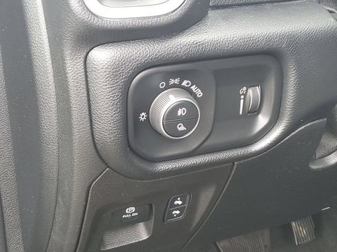 Used 2021 RAM 1500 Big Horn AWD/4WD image 15