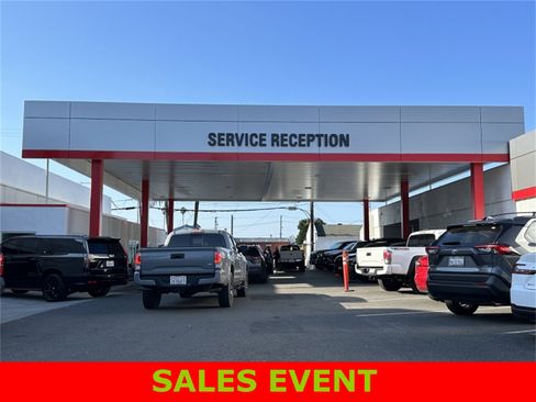 Used 2024 Honda Pilot Touring image 35