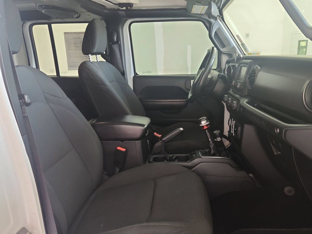 Certified 2018 Jeep Wrangler Unlimited Sport S AWD/4WD image 18