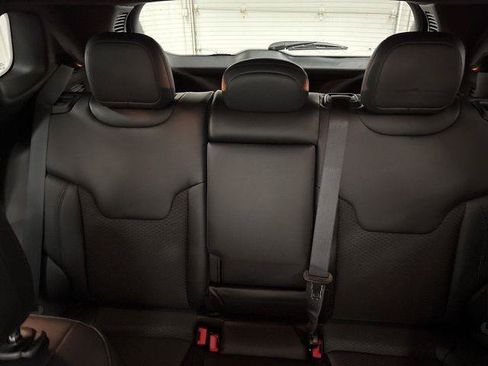 Used 2026 Jeep Compass Latitude AWD/4WD image 24