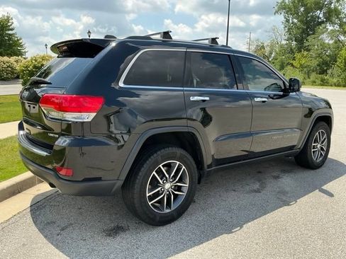 Used 2017 Jeep Grand Cherokee Limited w/ Luxury Group II AWD/4WD image 6