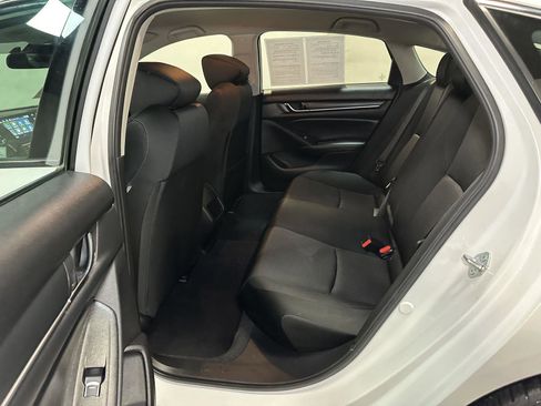 Certified 2022 Honda Accord LX image 31