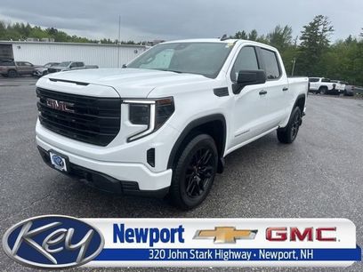Used 2024 GMC Sierra 1500 Pro w/ Graphite Edition