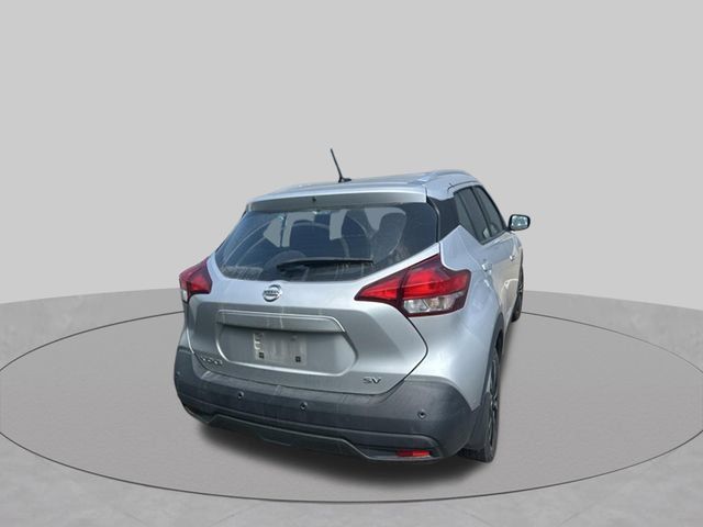 Used 2020 Nissan Kicks SV FWD image 3