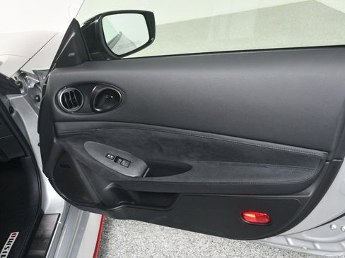 Used 2024 Nissan Z NISMO w/ Floor Mat Package RWD image 23