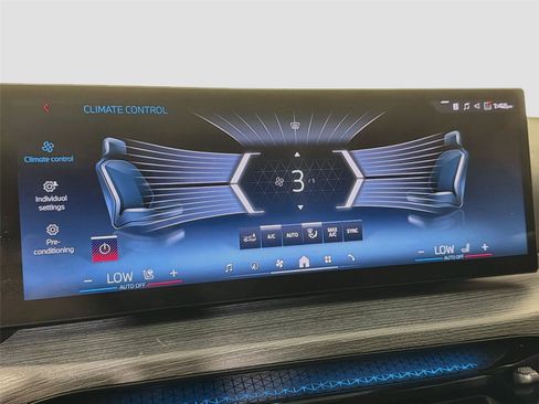 Certified 2025 BMW M440i Coupe w/ Premium Package RWD image 15
