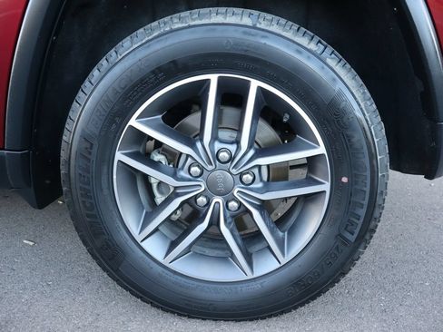 Used 2021 Jeep Grand Cherokee Limited AWD/4WD image 42