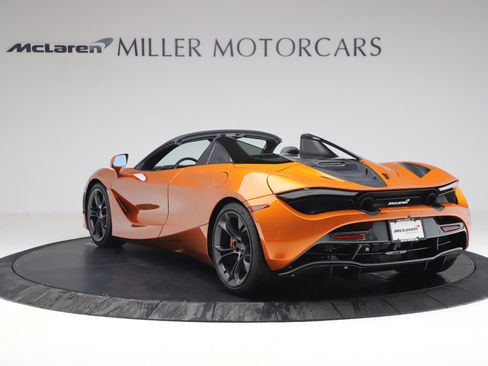 Used 2020 McLaren 720S Spider image 5