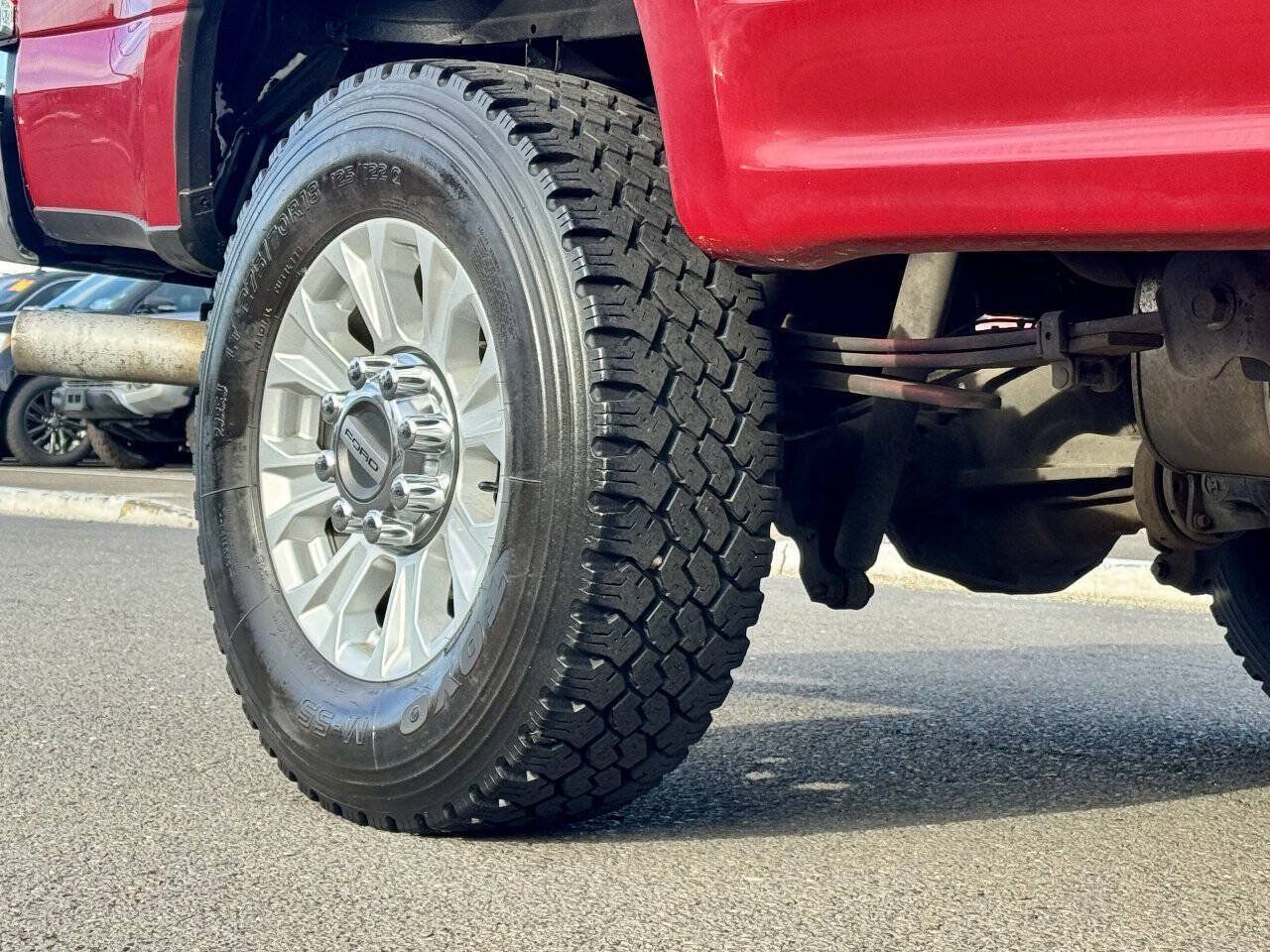 Used 2020 Ford F250 XLT w/ XLT Value Package AWD/4WD image 9