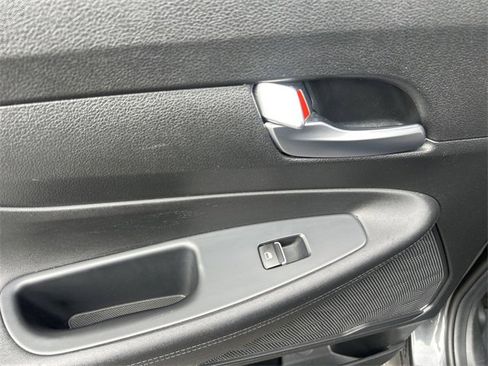 Used 2023 Hyundai Santa Fe SEL image 18