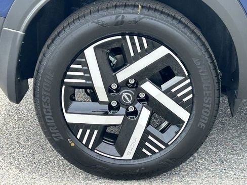 New 2026 Nissan Kicks SV w/ SV Premium Package image 7