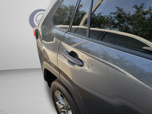 Used 2025 Toyota RAV4 XLE w/ Convenience Package FWD image 18