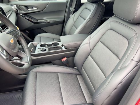 New 2026 Chevrolet Equinox LT w/ Convenience Package II AWD/4WD image 21