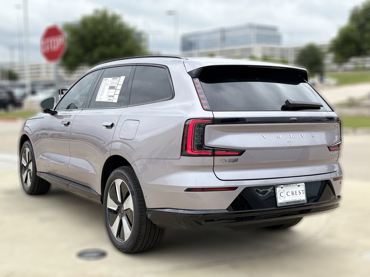 New 2026 Volvo EX90 Plus RWD image 5