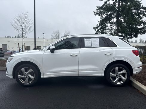 Used 2019 Audi Q3 2.0T Premium Plus image 4