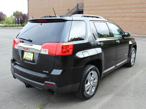 Used 2014 GMC Terrain SLT w/ Chrome Appearance Package AWD/4WD image 4