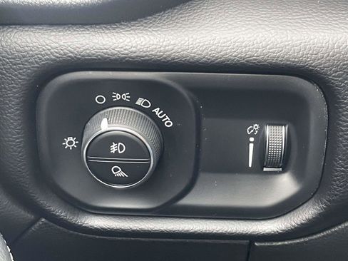 Used 2024 RAM 2500 Big Horn w/ Bed Utility Group image 25