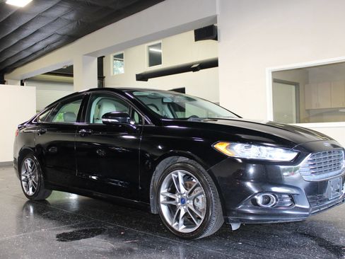 Used 2016 Ford Fusion Titanium AWD/4WD image 1