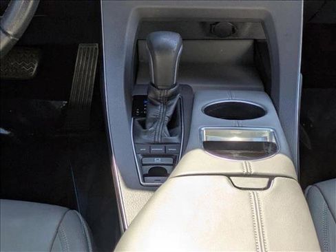 Used 2019 Toyota Avalon XLE w/ Moonroof Package image 20