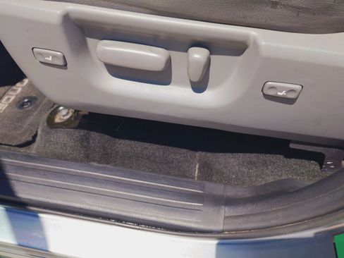 Used 2014 Toyota Sequoia Limited RWD image 18
