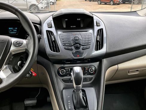 Used 2016 Ford Transit Connect Titanium image 6