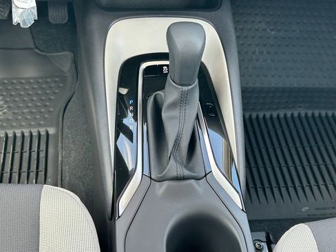 Used 2026 Toyota Corolla LE image 20