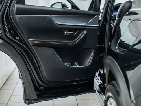 Used 2024 MAZDA CX-90 Plug-In Hybrid w/ Preferred AWD/4WD image 36
