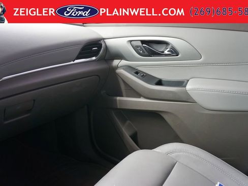 Used 2021 Chevrolet Traverse LT AWD/4WD image 30